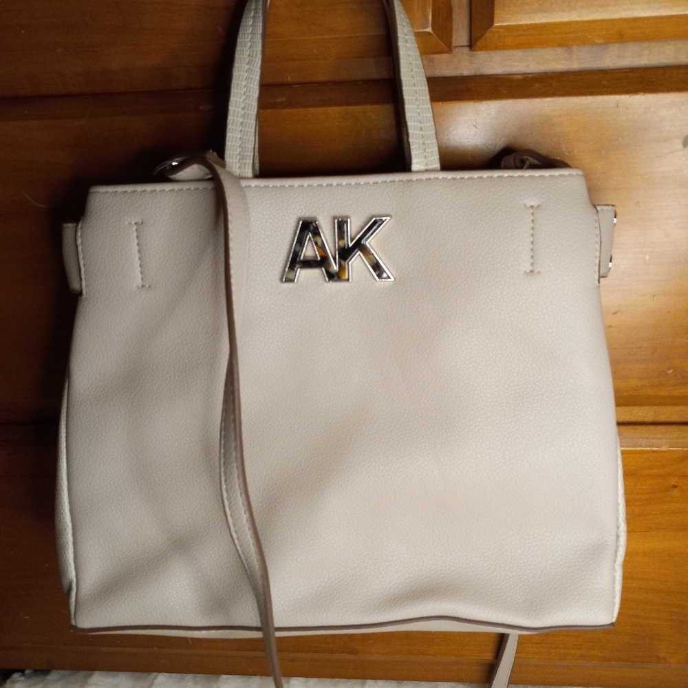 NWOT Anne Klein Crossbody